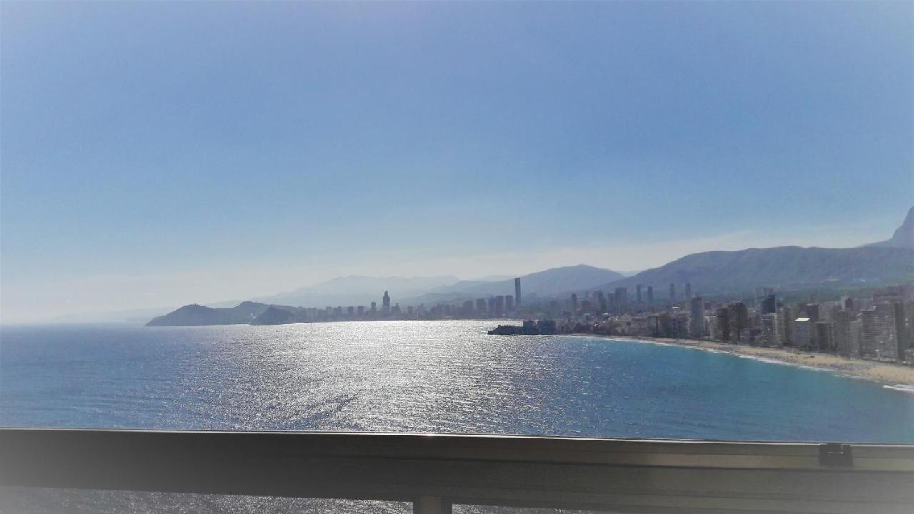 Benidorm Gemelos Sealine Bagian luar foto