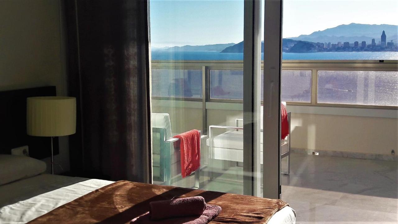 Benidorm Gemelos Sealine Bagian luar foto